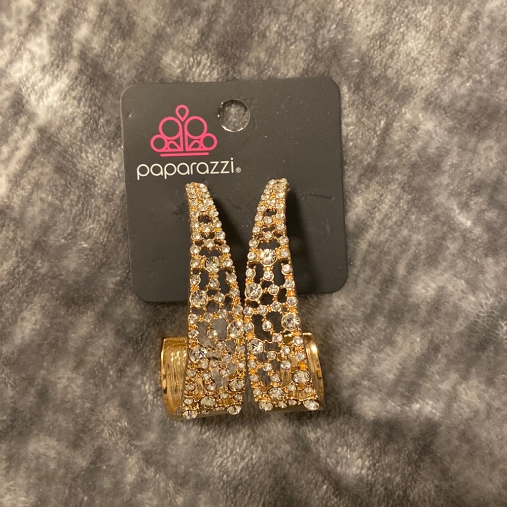 Gold dangle earrings